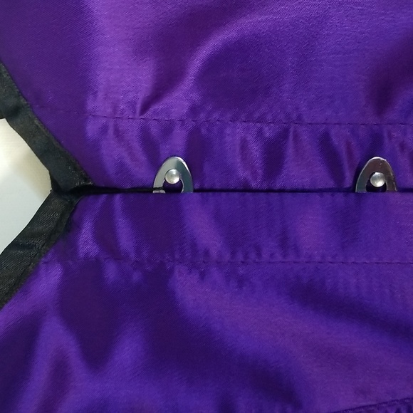 Satin Corset - Picture 6 of 8